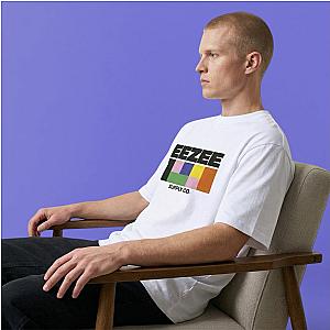 Camiseta Eezee Supply Co. Flag